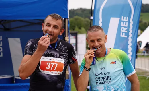 Jest zwycięzca Biegu 7 Dolin na 100 km! Dotarł do mety ze świetnym czasem [WIDEO] - 36